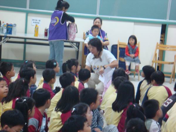 907.jpg